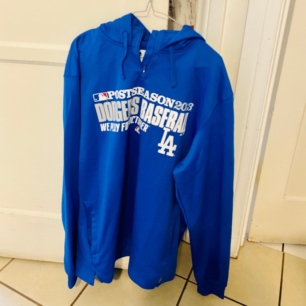 🚨SOLD LA Dodgers Authentic Majestic Playoff Hoody - Picture 2 of 5